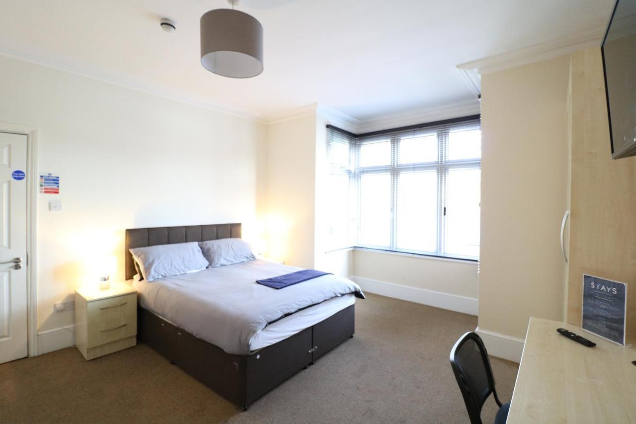 Right Stay Guildford Luaran gambar