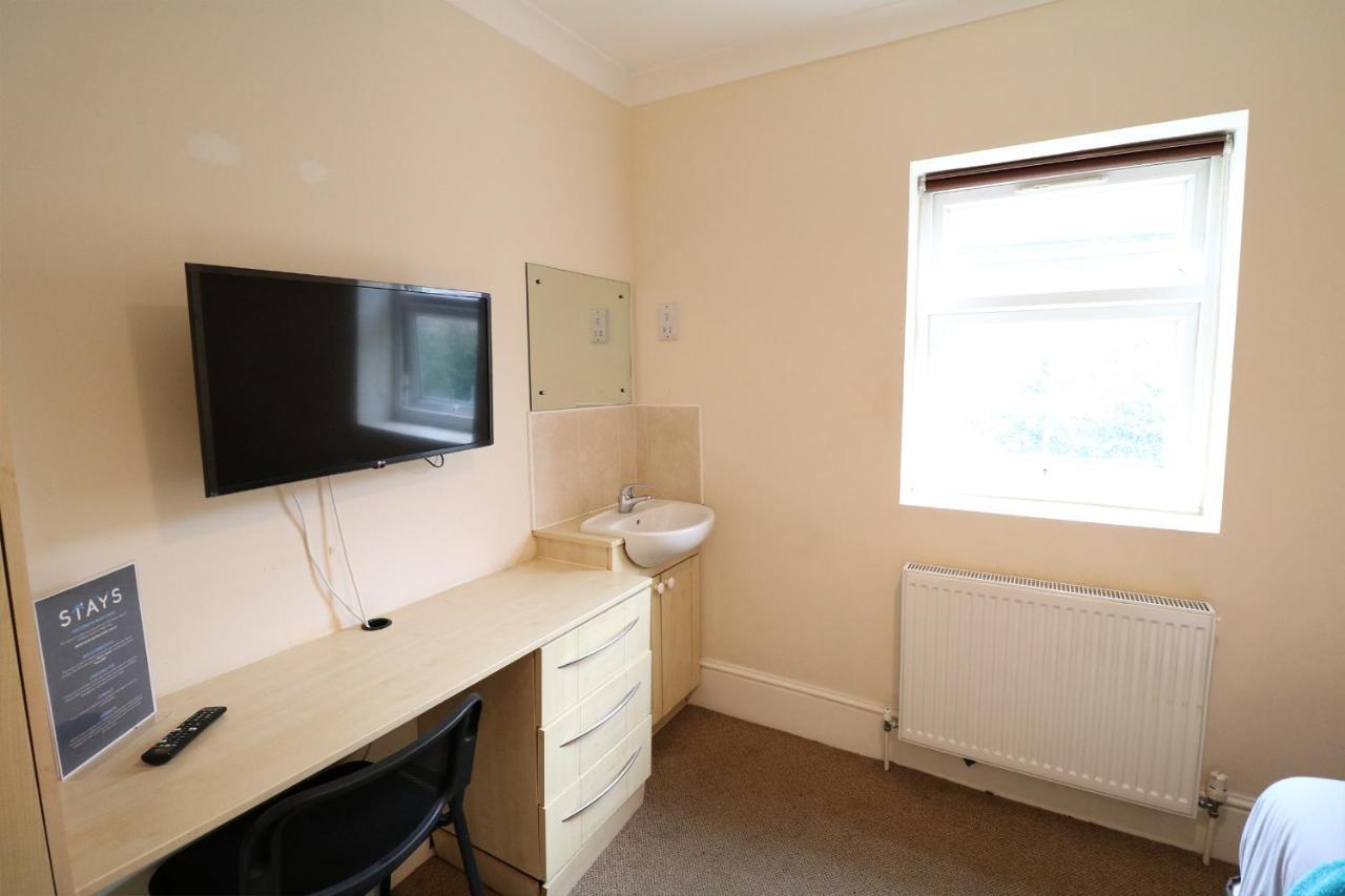 Right Stay Guildford Luaran gambar